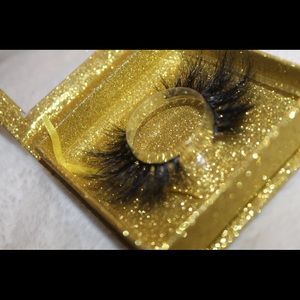 25 MM Lashes